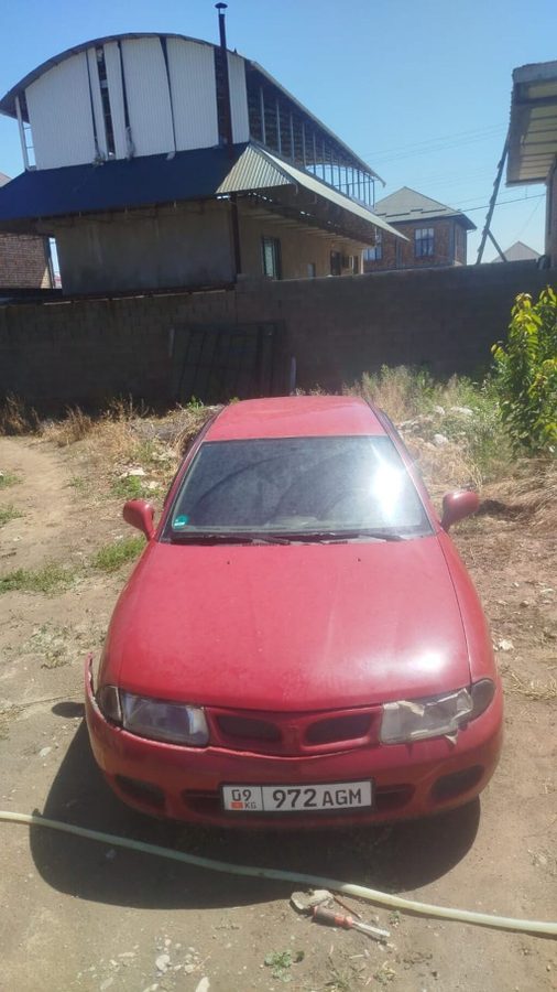 Mitsubishi Carisma