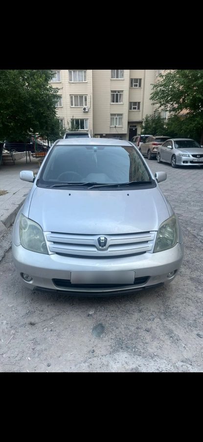 Toyota Ist I 2002