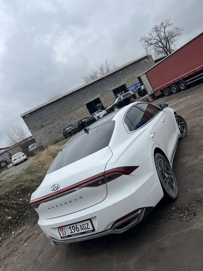 Hyundai Grandeur