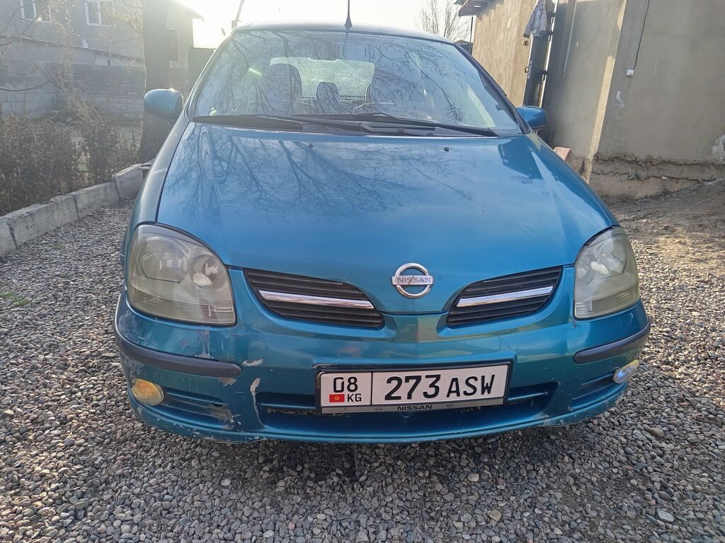 Nissan Almera