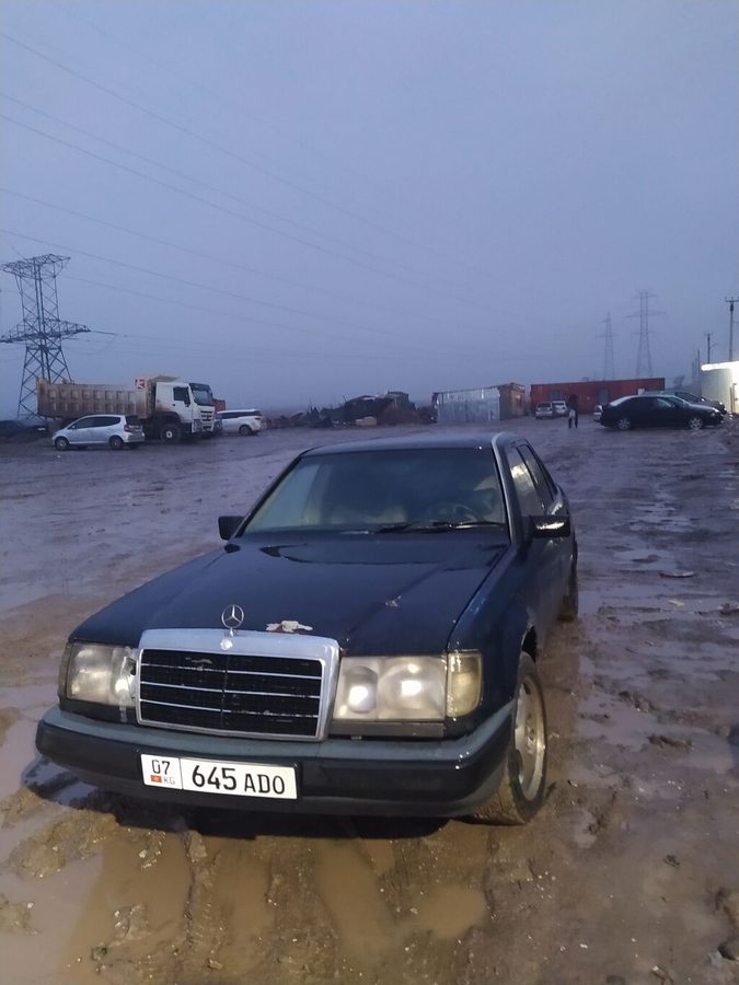 Mercedes-Benz 