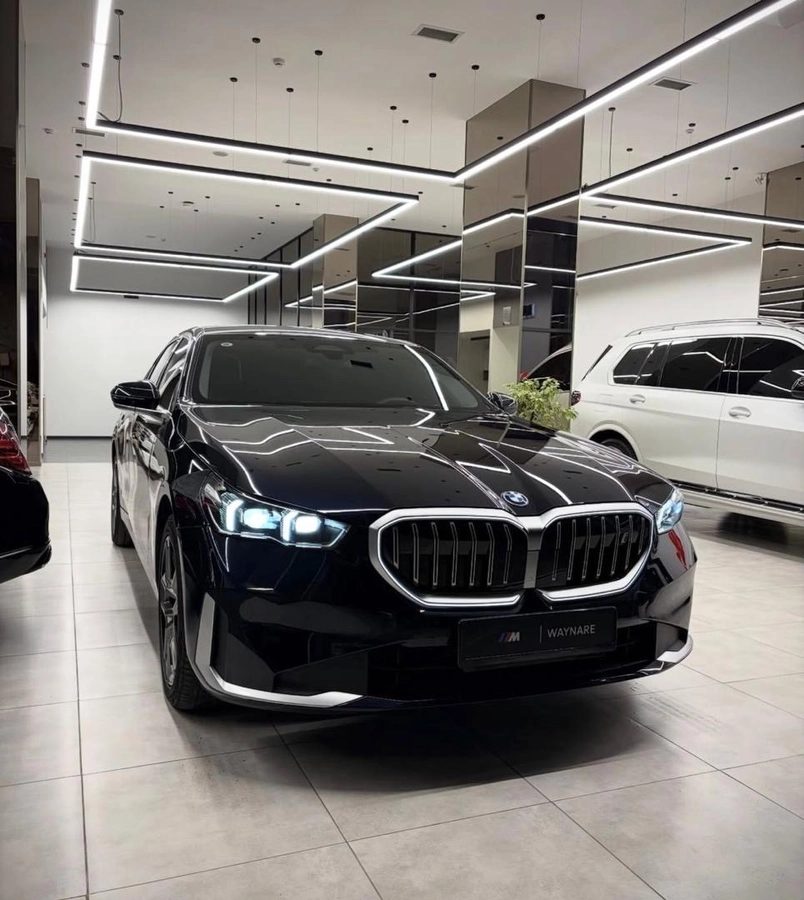 BMW i5 2024