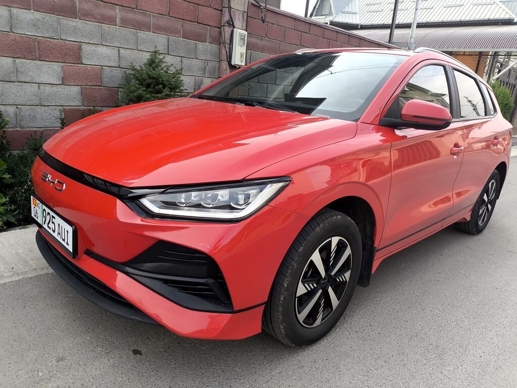 BYD E2
