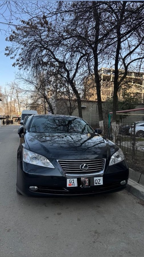Lexus ES