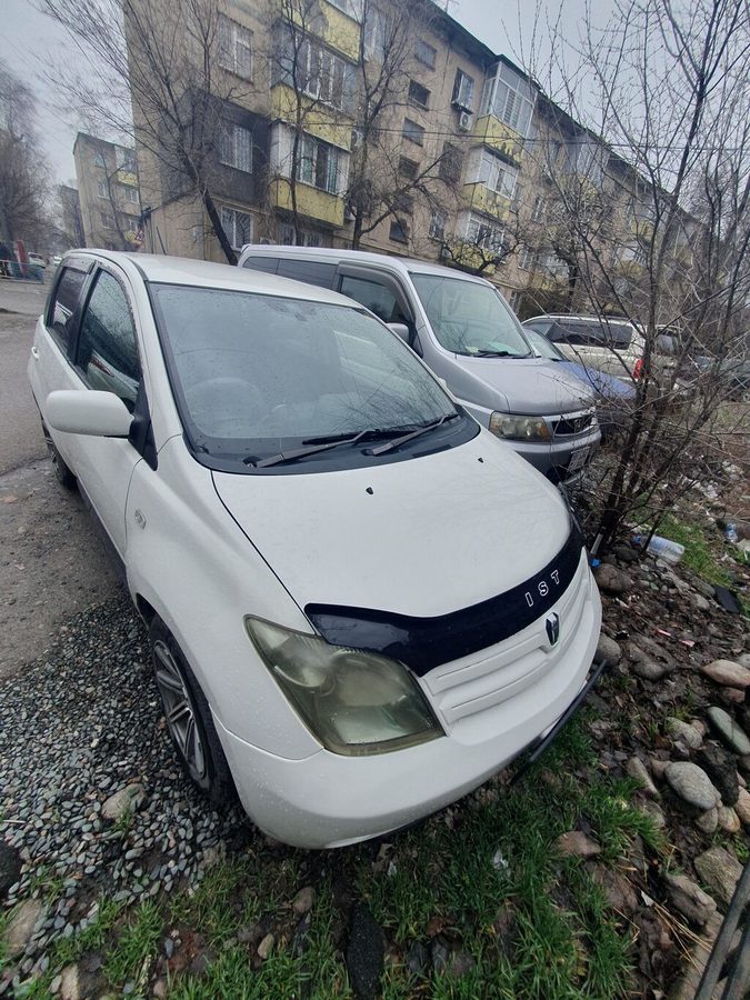 Toyota Ist