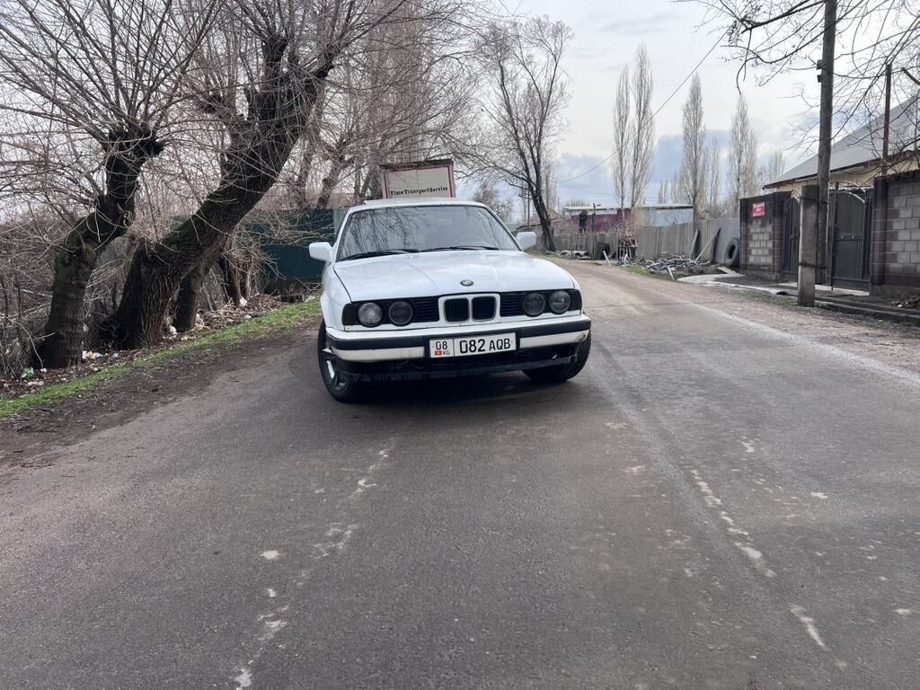 BMW 525
