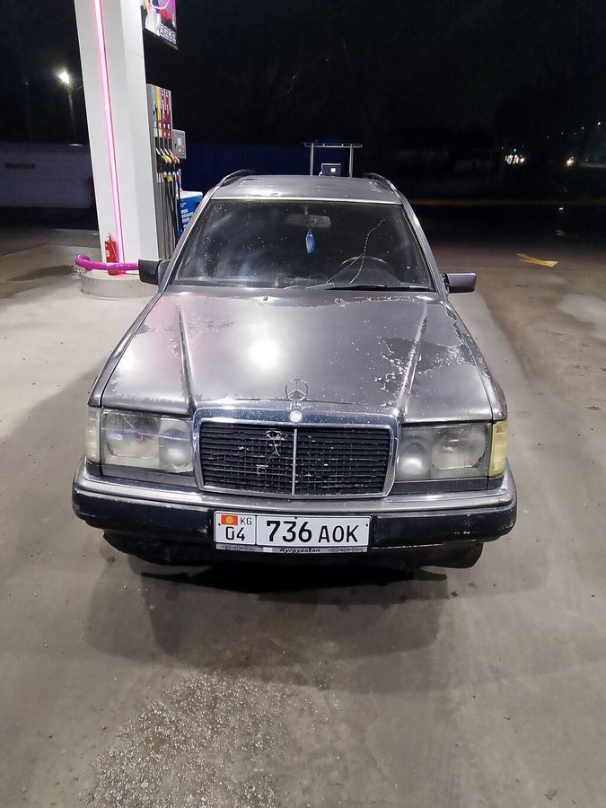 Mercedes-Benz W124