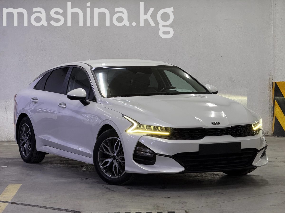 Kia K5 III 2021