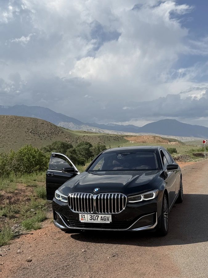 BMW 7 серии VI (G11/G12) Рестайлинг 2020