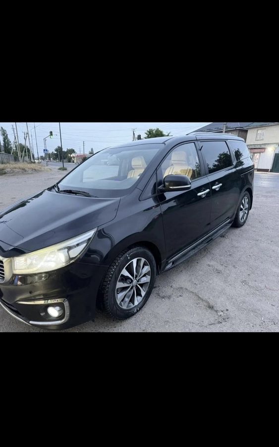 Kia Carnival III 2016