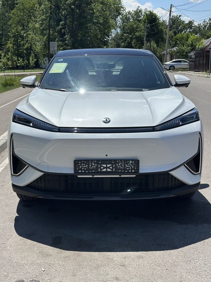 Geely Galaxy L7