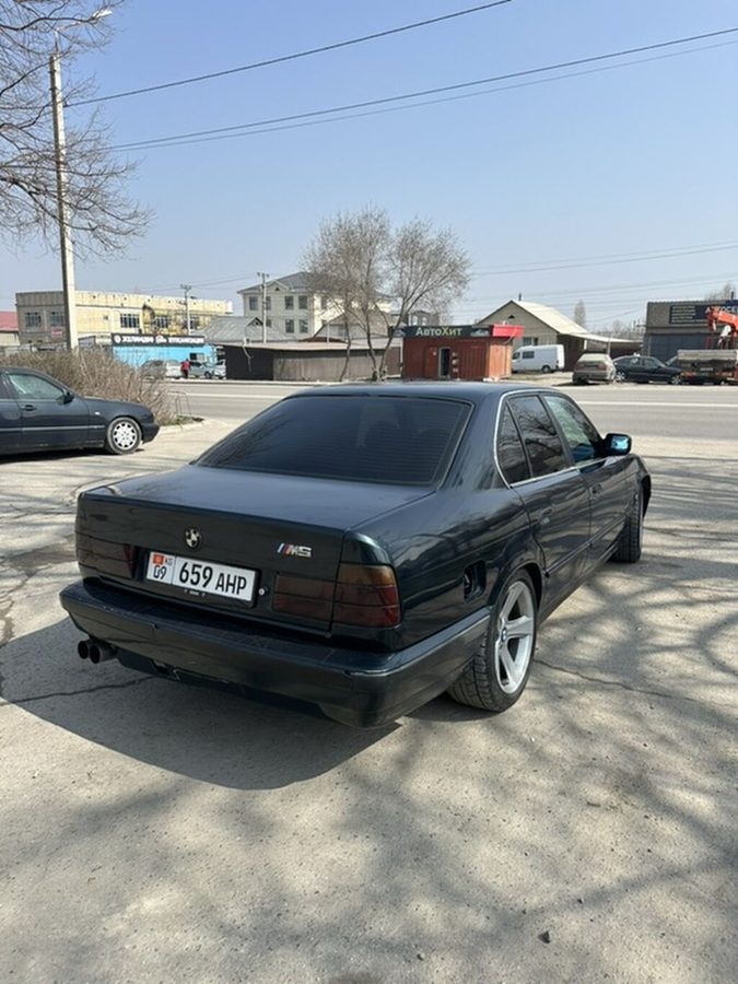 BMW M5