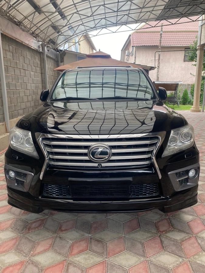 Lexus LX III 2009