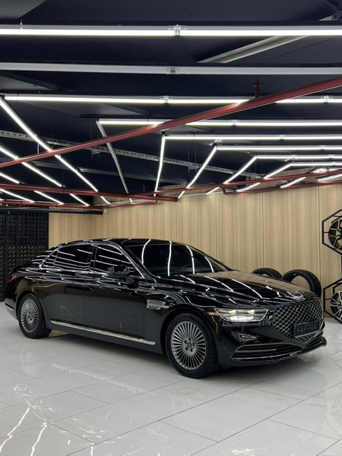 Hyundai Genesis