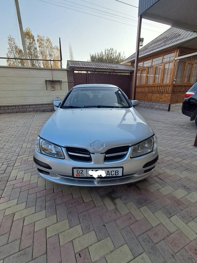 Nissan Almera