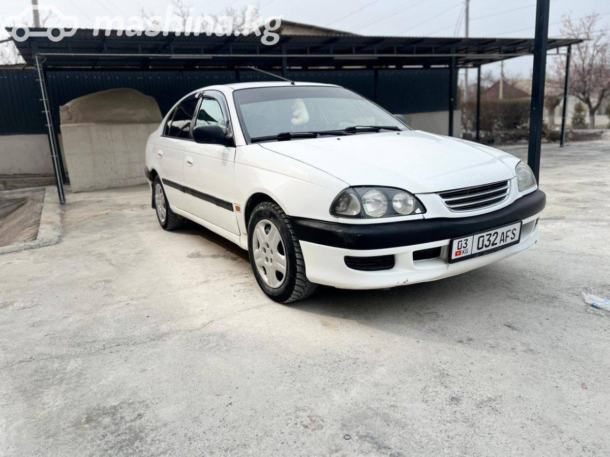 Toyota Avensis I