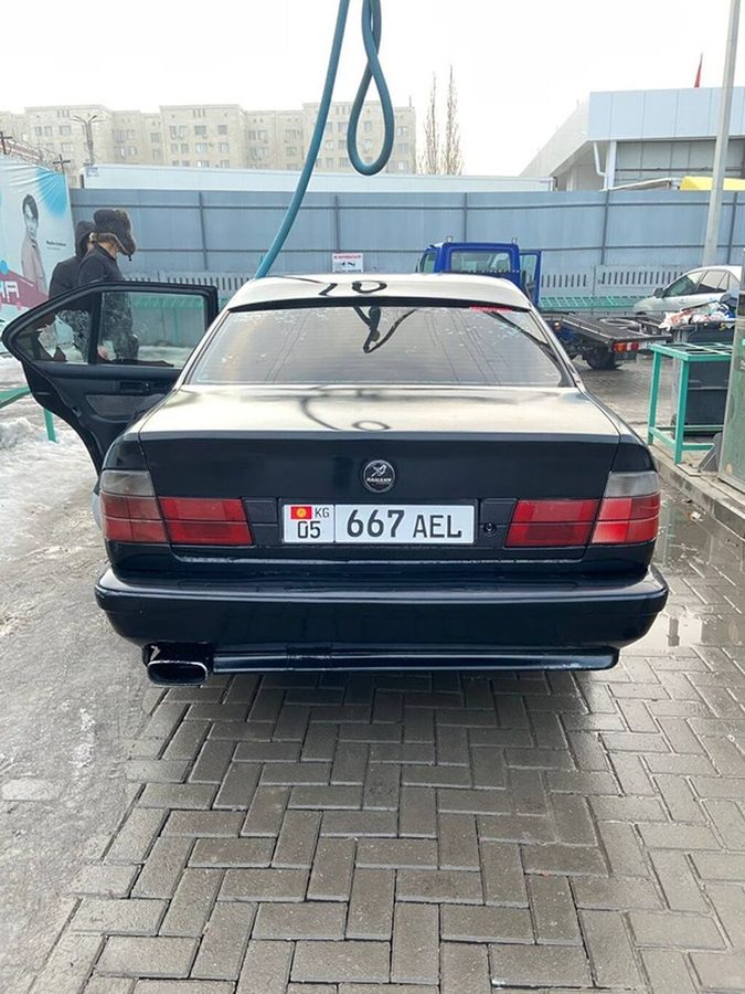 BMW 525