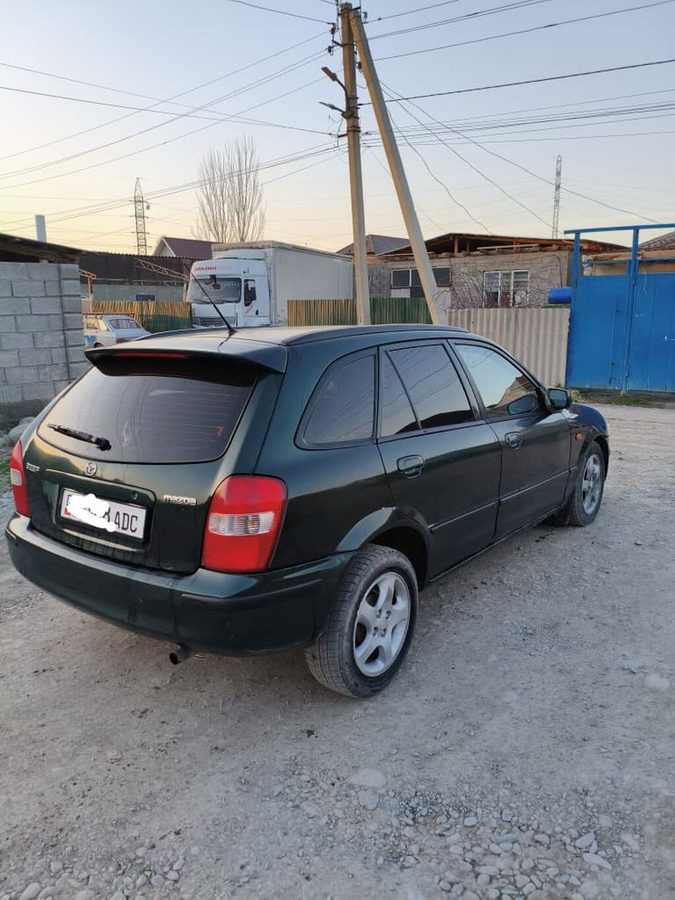 Mazda 323