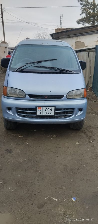 Mitsubishi Delica
