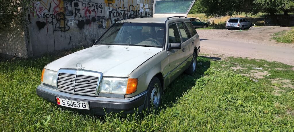 Mercedes-Benz W124