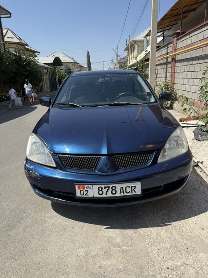 Mitsubishi Lancer