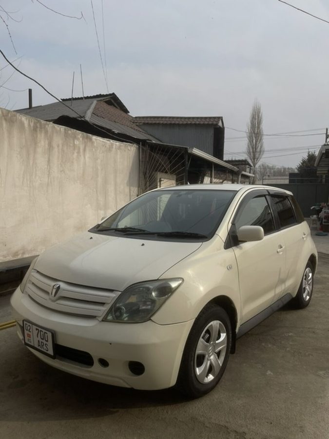 Toyota Ist