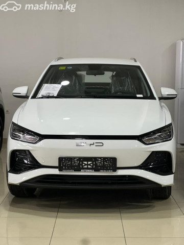 BYD E2