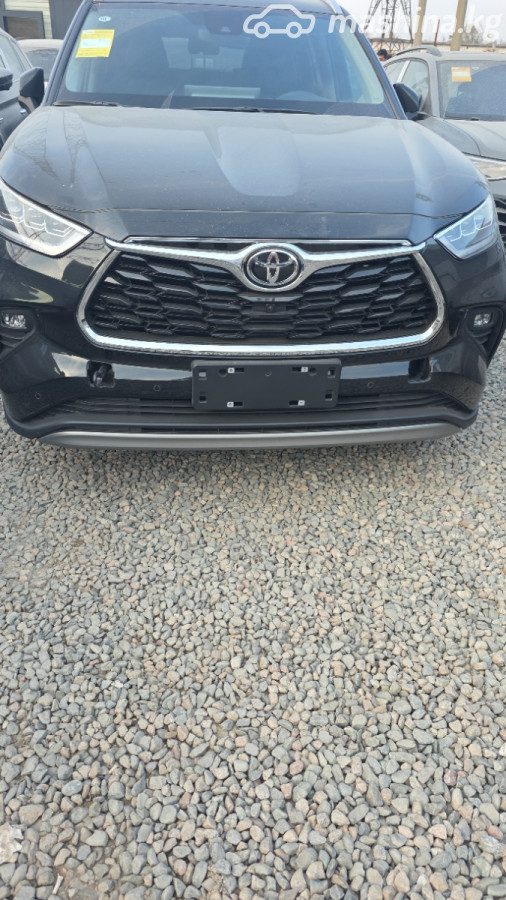 Toyota Highlander IV (U70)