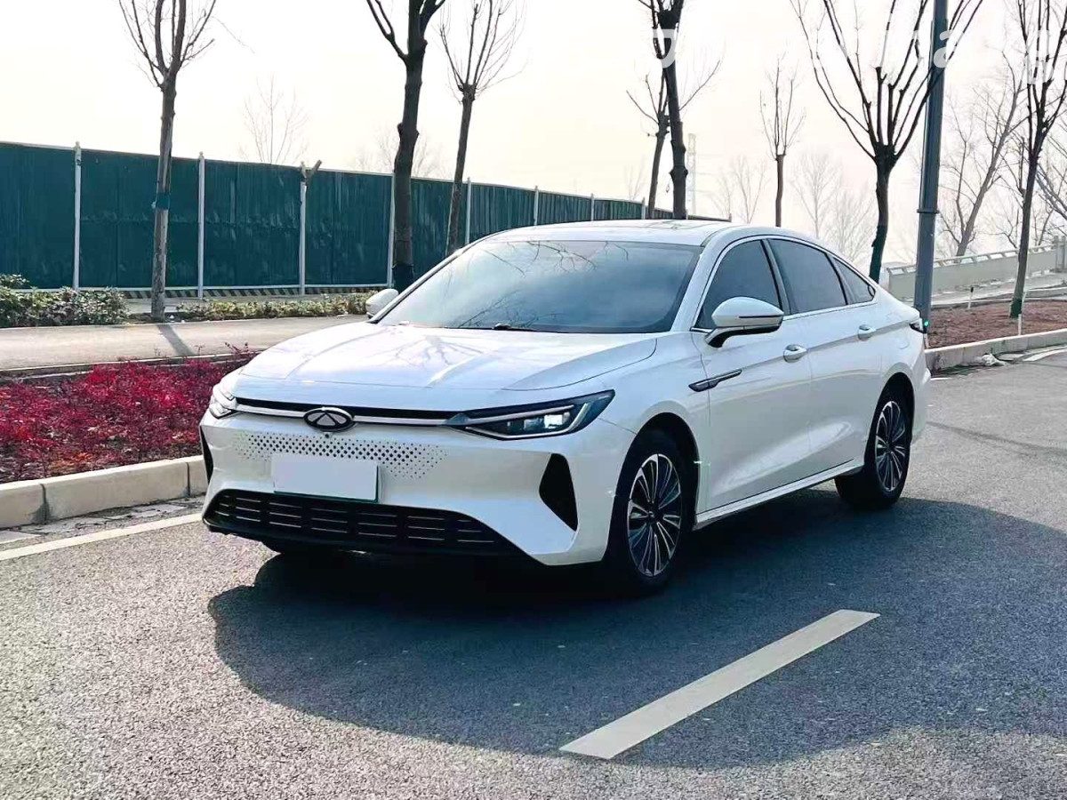 Chery Fulwin A8