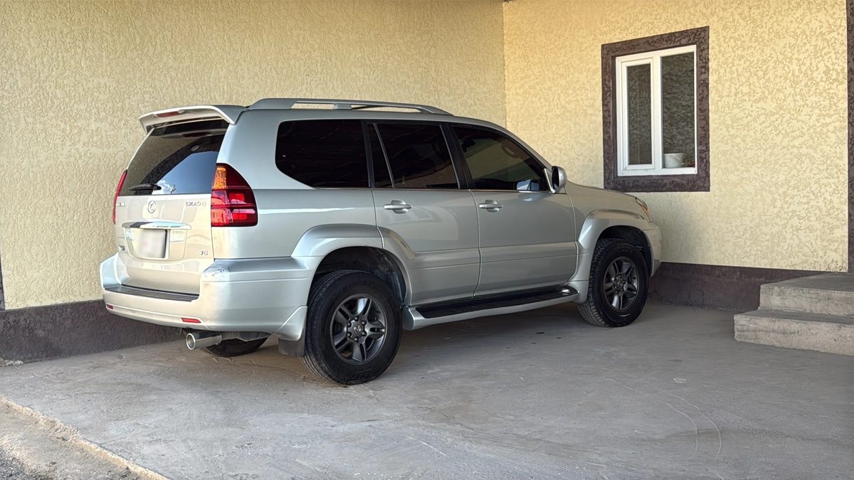 Lexus GX I 2003