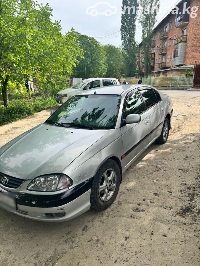 Toyota Avensis I Рестайлинг