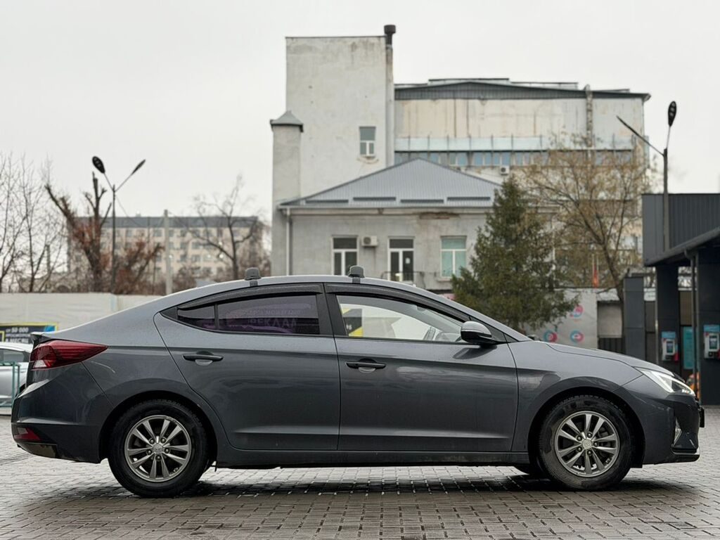 Hyundai Avante