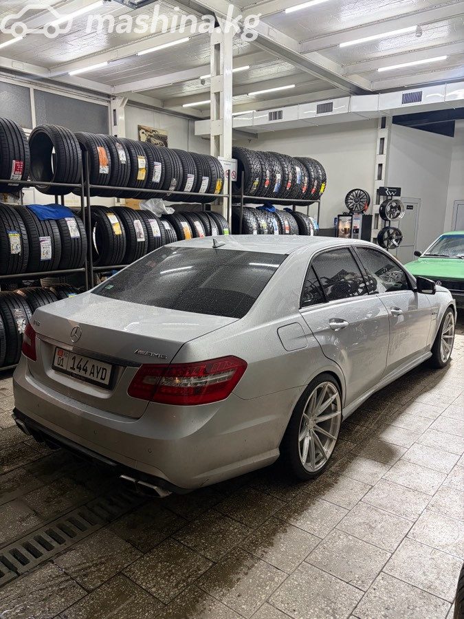 Mercedes-Benz E-Класс AMG