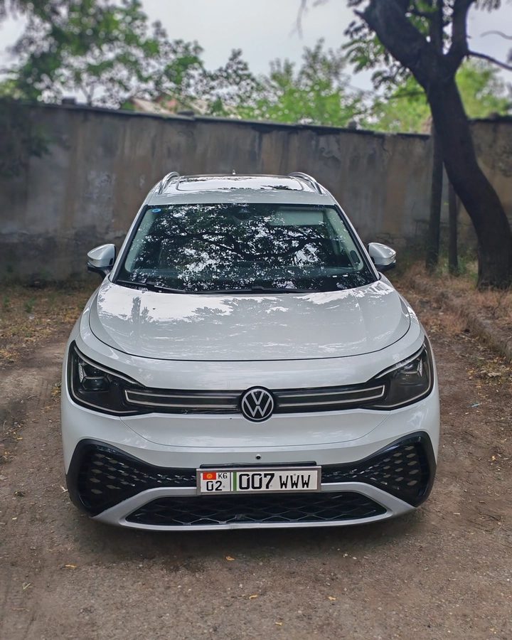 Volkswagen ID.6 2022