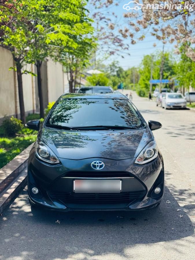 Toyota Prius c I Рестайлинг