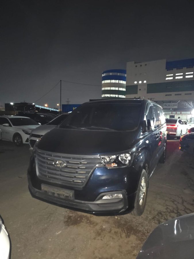 Hyundai H-1