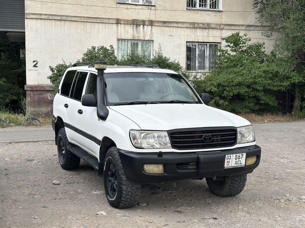 Toyota Land Cruiser
