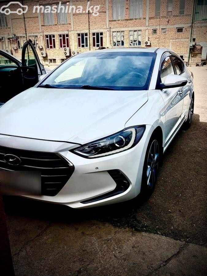 Hyundai Avante VI