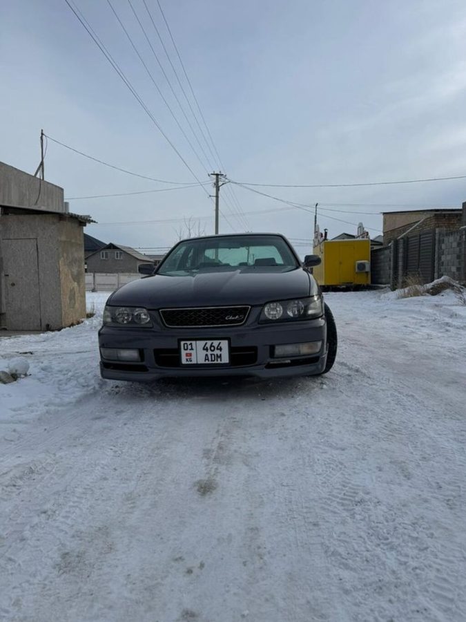Nissan Laurel