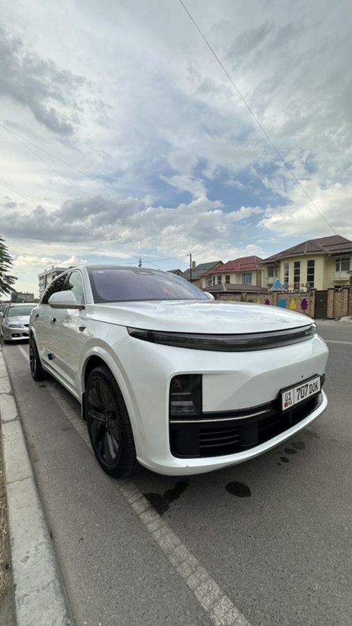 Lixiang L7