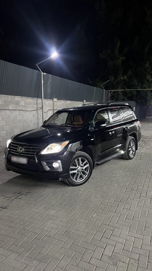 Lexus LX III 2009