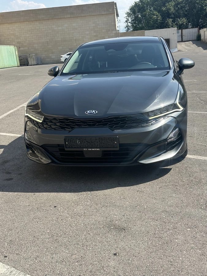 Kia K5 III 2020