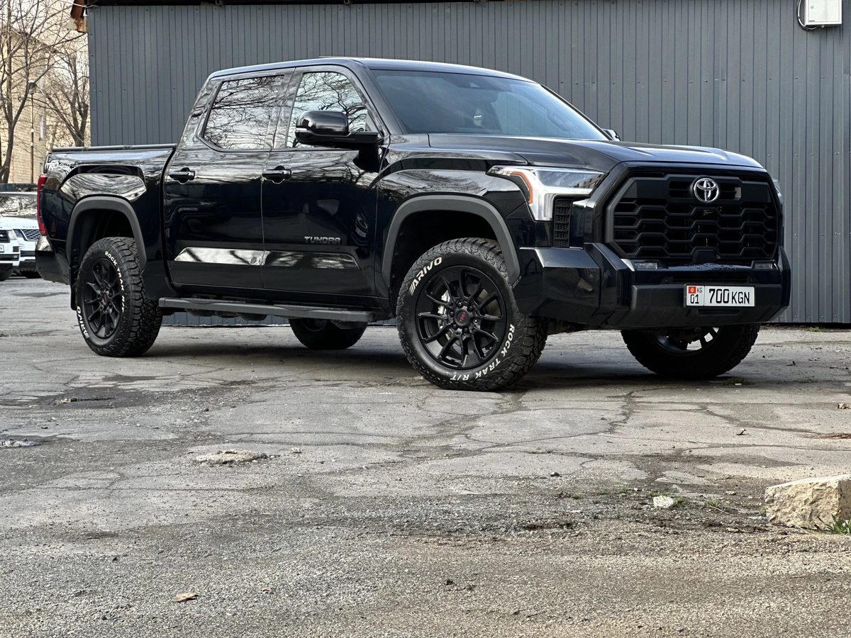 Toyota Tundra III 2025