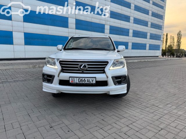 Lexus LX
