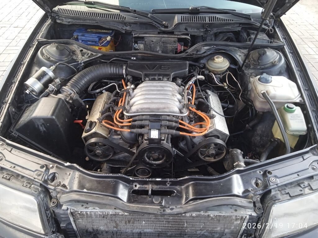 Audi 100