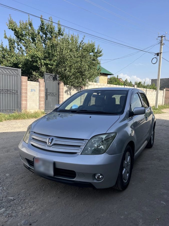 Toyota Ist I 2003
