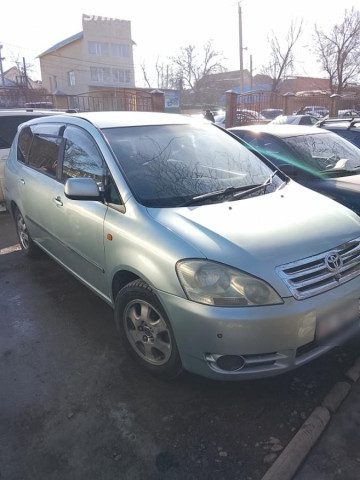 Toyota Ipsum