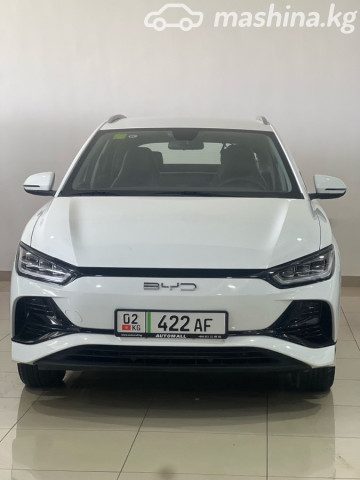 BYD E2