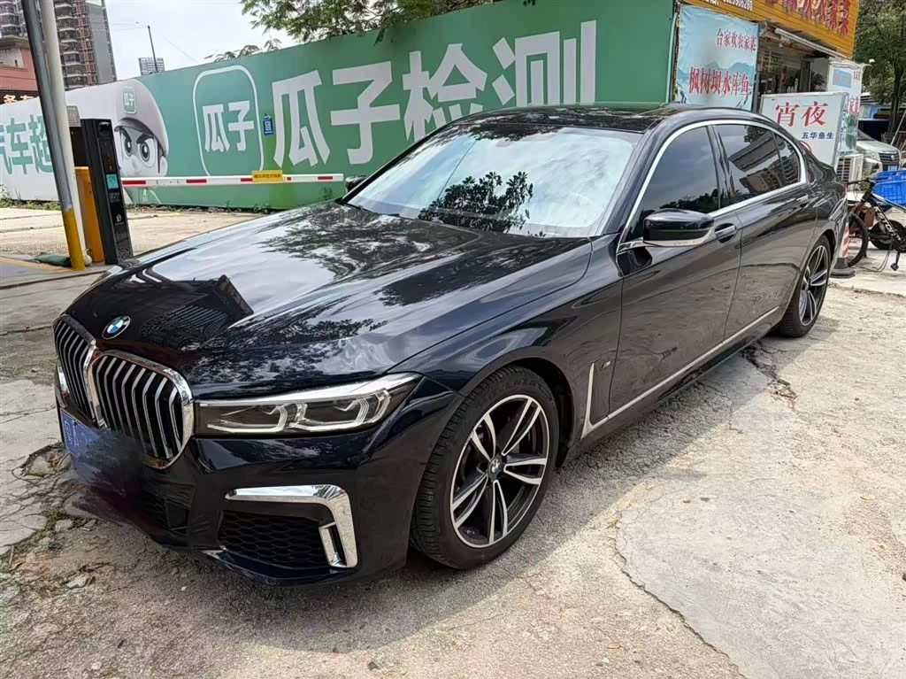 BMW 7 серии VI (G11/G12) Рестайлинг 2022
