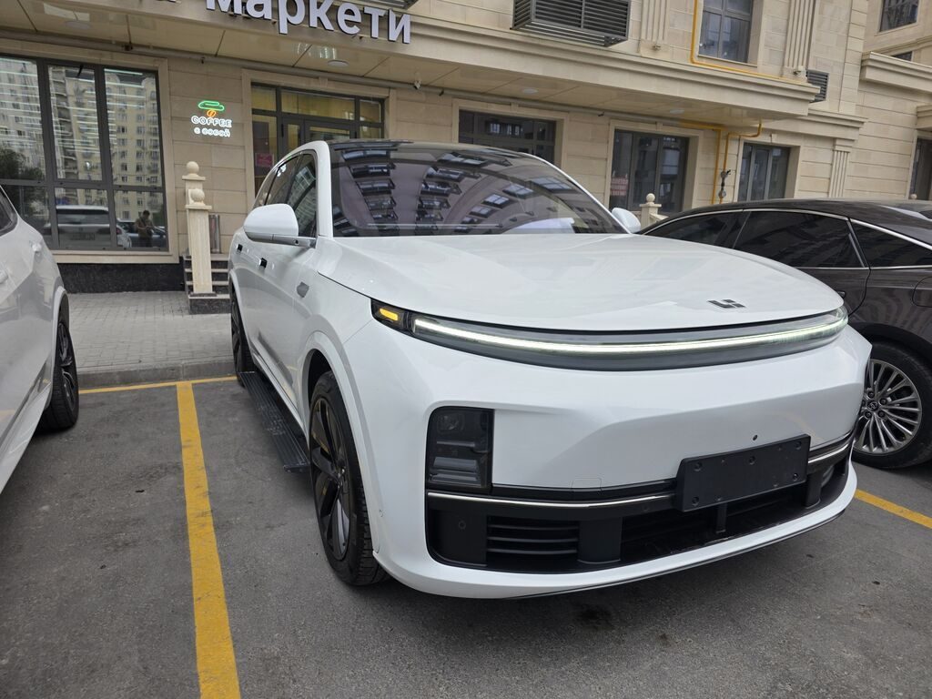 Lixiang L7